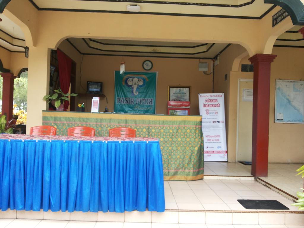 Pasir Putih Resort Bengkulu Camera foto