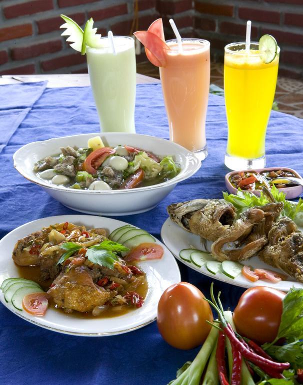 Pasir Putih Resort Bengkulu Esterno foto